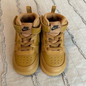 Nike Toddler Brown Sneakers